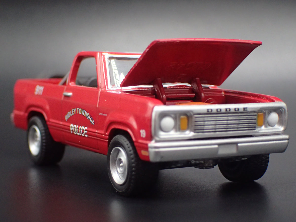 1978 78 DODGE RAMCHARGER TRUCK RIDLEY TWP PA FIRE 1/64 SCALE DIECAST MODEL CAR