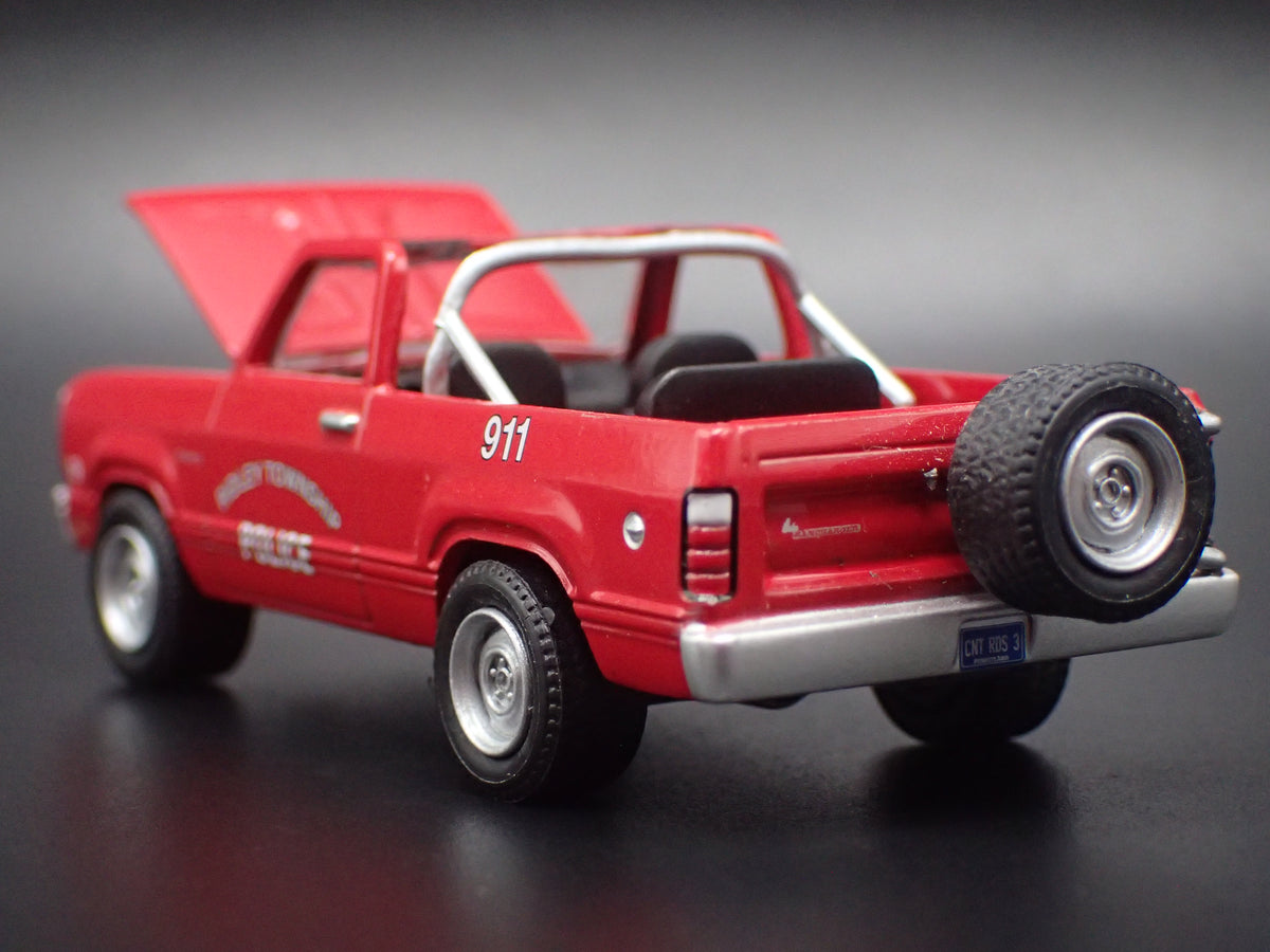 1978 78 DODGE RAMCHARGER TRUCK RIDLEY TWP PA FIRE 1/64 SCALE DIECAST MODEL CAR
