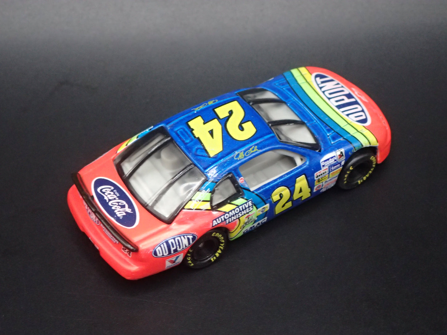 1995 CHEVY CHEVROLET MONTE CARLO JEFF GORDON NASCAR 1:64 SCALE DIECAST MODEL CAR