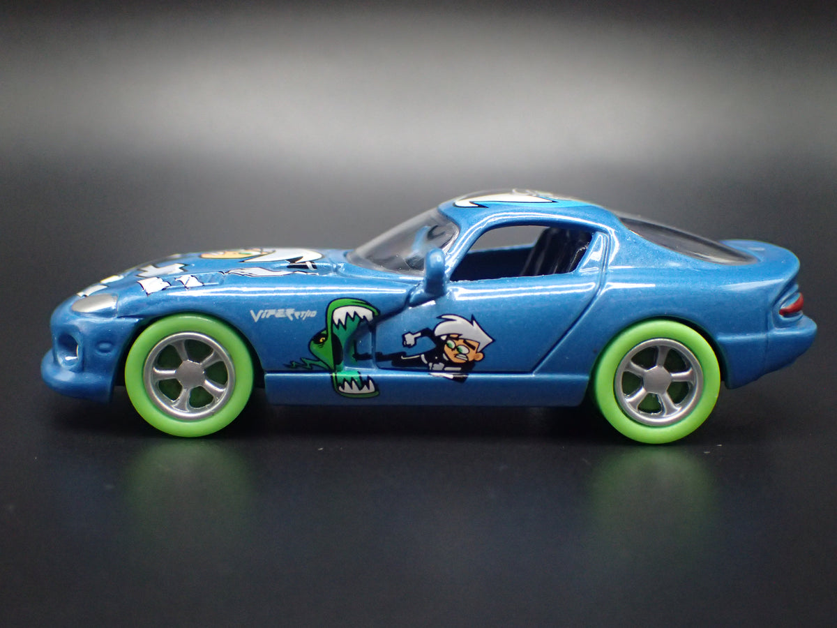1996-2002 DODGE VIPER GTS DANNY PHANTOM 1:64 SCALE DIECAST MODEL CAR