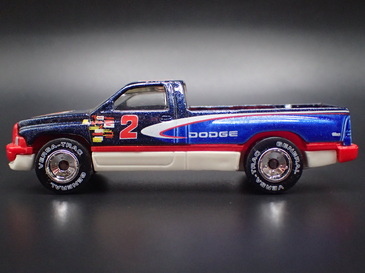 1994-2001 DODGE RAM 1500 PICKUP TRUCK 1/64 SCALE COLLECTIBLE DIECAST MODEL CAR