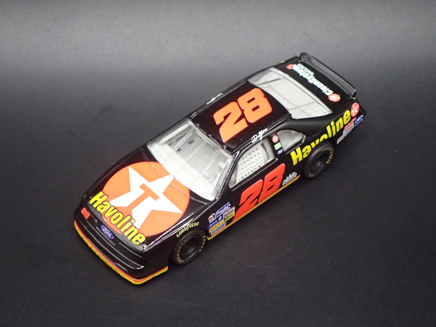 1995 95 FORD THUNDERBIRD 28 DALE JARRETT NASCAR 1:64 SCALE DIECAST MODEL CAR