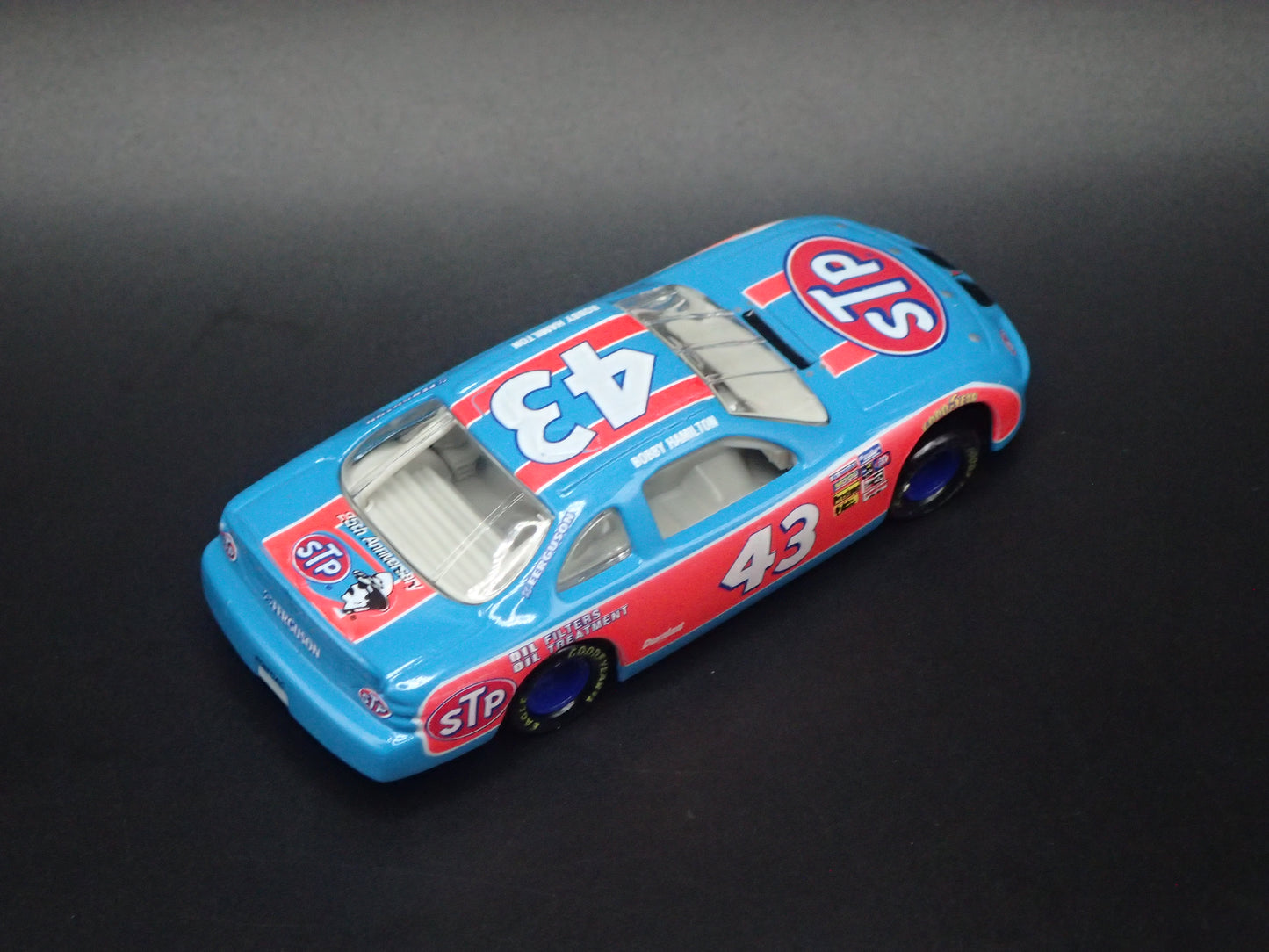 1996 96 PONTIAC GRAND PRIX 43 BOBBY HAMILTON NASCAR 1:64 SCALE DIECAST CAR