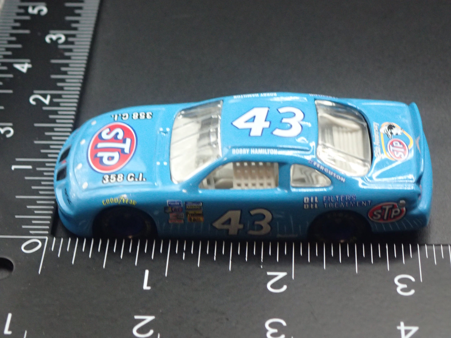 1996 96 PONTIAC GRAND PRIX 43 BOBBY HAMILTON NASCAR 1:64 SCALE DIECAST CAR