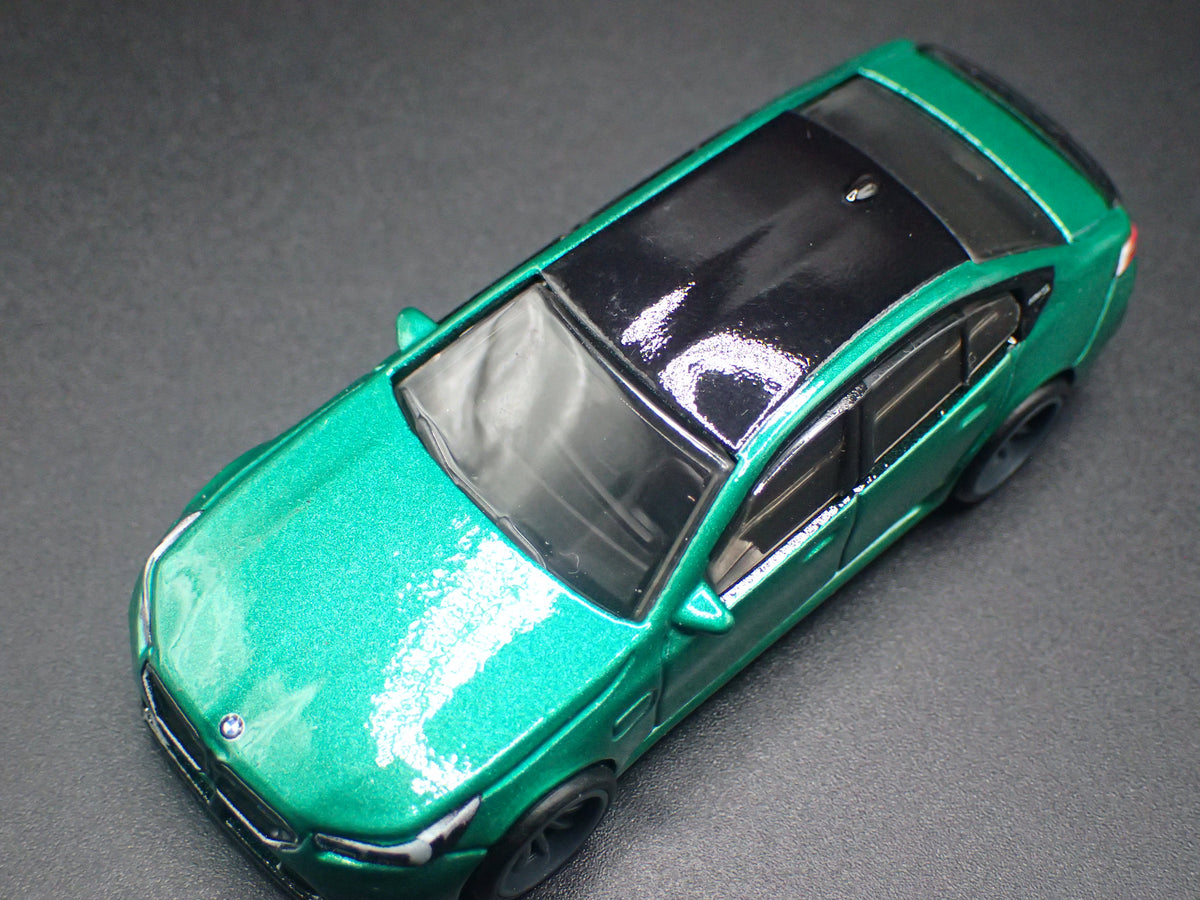 2024-2026 BMW M5 F99 GREEN 4 FOUR DOOR 1:64 SCALE COLLECTIBLE DIECAST MODEL CAR