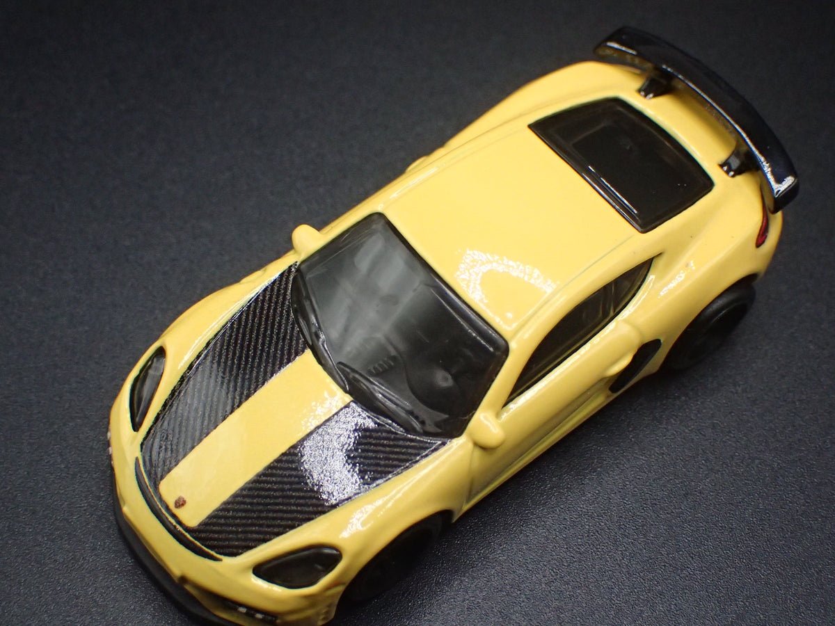2020-2023 PORSCHE 718 CAYMAN GT4 YELLOW 1:64 SCALE COLLECTIBLE DIECAST MODEL CAR