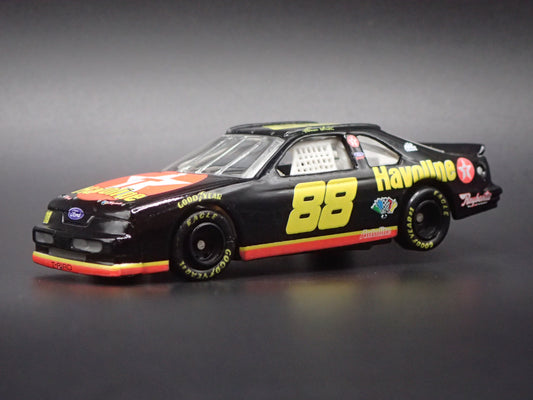 1995 95 FORD THUNDERBIRD 88 ERNIE IRVAN HAVOLINE NASCAR 1:64 DIECAST MODEL CAR