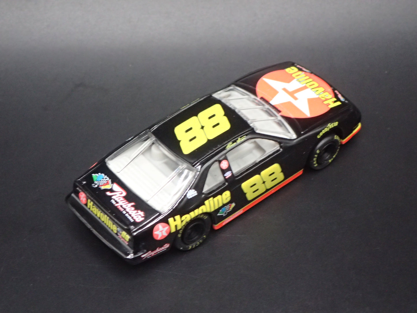 1995 95 FORD THUNDERBIRD 88 ERNIE IRVAN HAVOLINE NASCAR 1:64 DIECAST MODEL CAR
