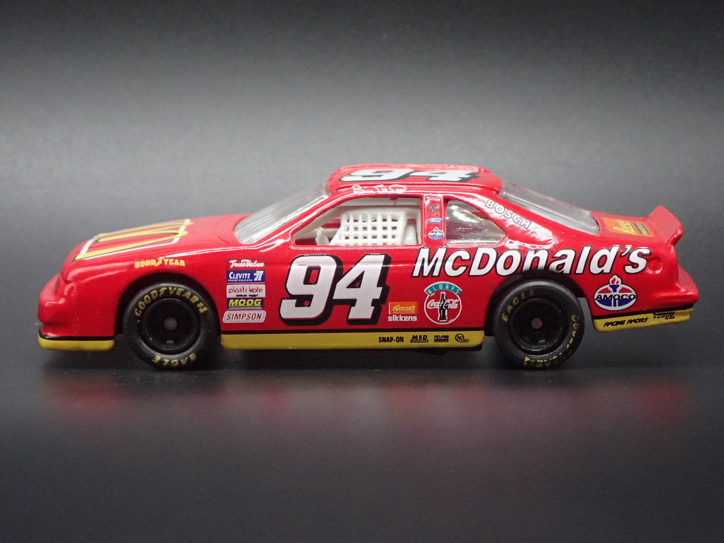1995 95 FORD THUNDERBIRD 94 BILL ELLIOTT NASCAR 1:64 SCALE DIECAST MODEL CAR