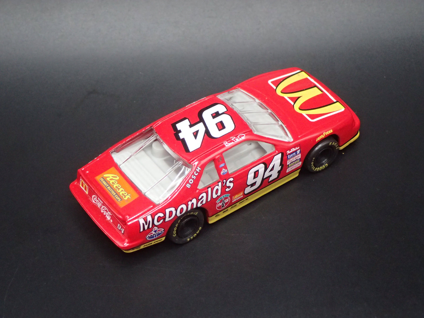 1995 95 FORD THUNDERBIRD 94 BILL ELLIOTT NASCAR 1:64 SCALE DIECAST MODEL CAR