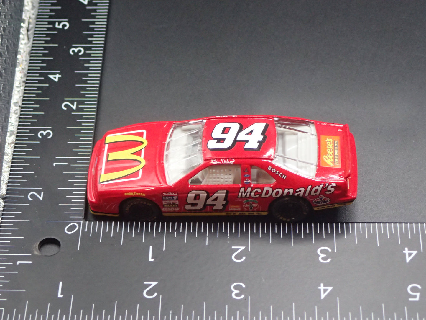 1995 95 FORD THUNDERBIRD 94 BILL ELLIOTT NASCAR 1:64 SCALE DIECAST MODEL CAR
