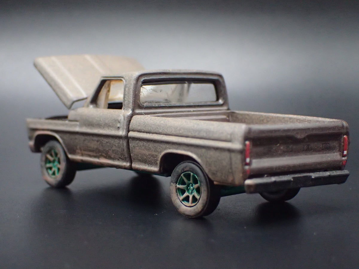 1970 70 FORD F100 SHORT BED PICKUP TRUCK MUDDY CUSTOM 1/64 DIECAST CAR
