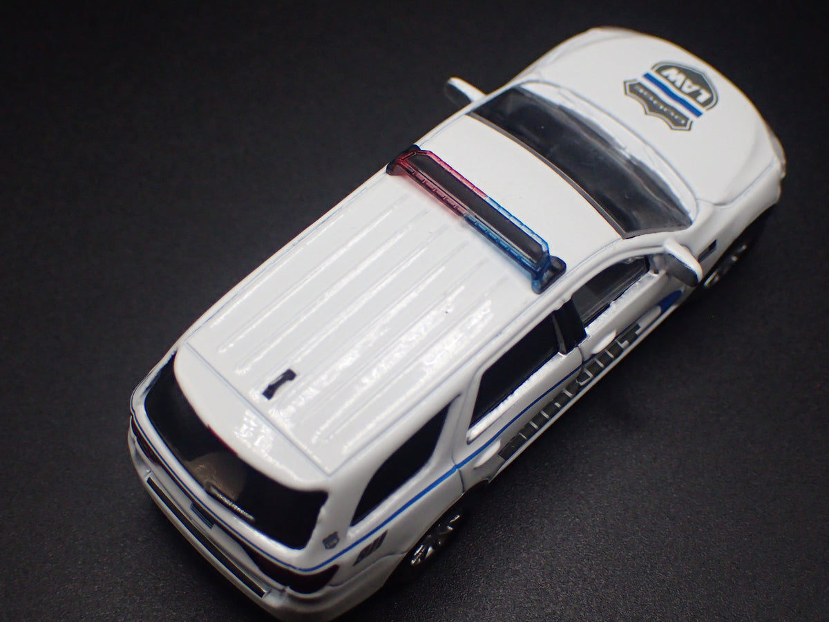 2018-2025 DODGE DURANGO PURSUIT SUV DODGE LAW 1:64 SCALE DIORAMA DIECAST MODEL CAR
