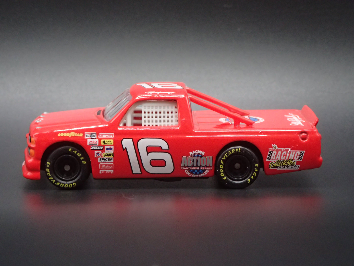 1995 CHEVY SILVERADO #16 RON HORNADAY JR ACTION NASCAR TRUCK 1:64 SCALE DIECAST CAR