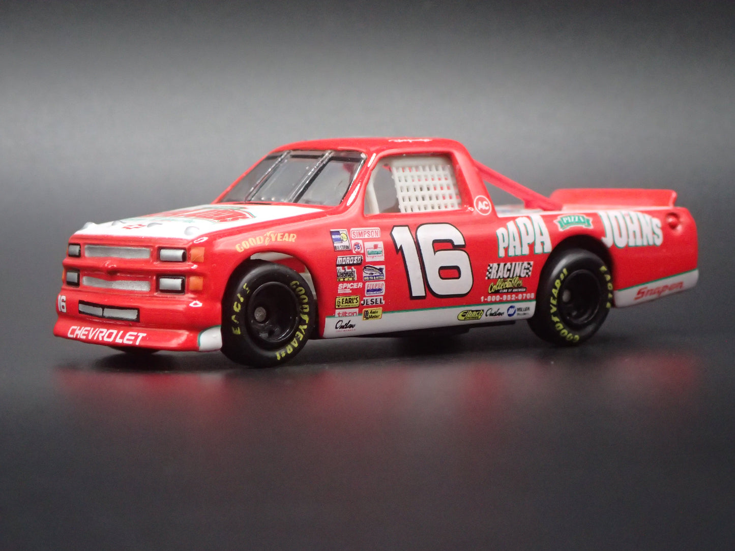 1995 CHEVY SILVERADO #16 RON HORNADAY JR ACTION NASCAR TRUCK 1:64 SCALE DIECAST CAR