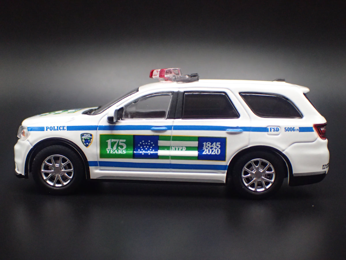 2020 20 DODGE DURANGO NYPD NEW YORK POLICE 1:64 SCALE DIORAMA DIECAST MODEL CAR