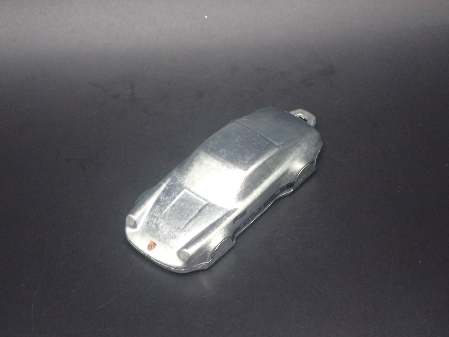 PORSCHE 911 SILVER KEYCHAIN 1:64 SCALE COLLECTIBLE DIORAMA DIECAST MODEL CAR