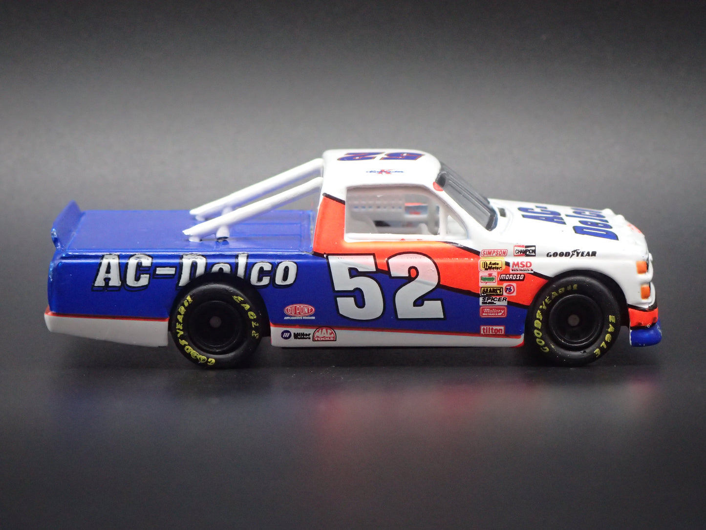 1995 CHEVY SILVERADO #52 KEN SCHRADER ACTION NASCAR TRUCK 1:64 SCALE DIECAST CAR
