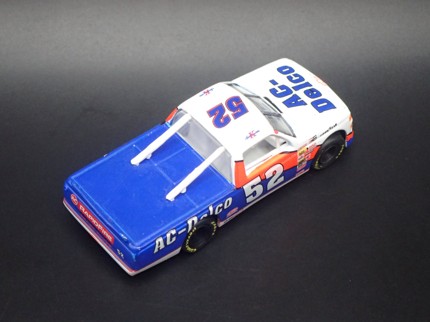 1995 CHEVY SILVERADO #52 KEN SCHRADER ACTION NASCAR TRUCK 1:64 SCALE DIECAST CAR