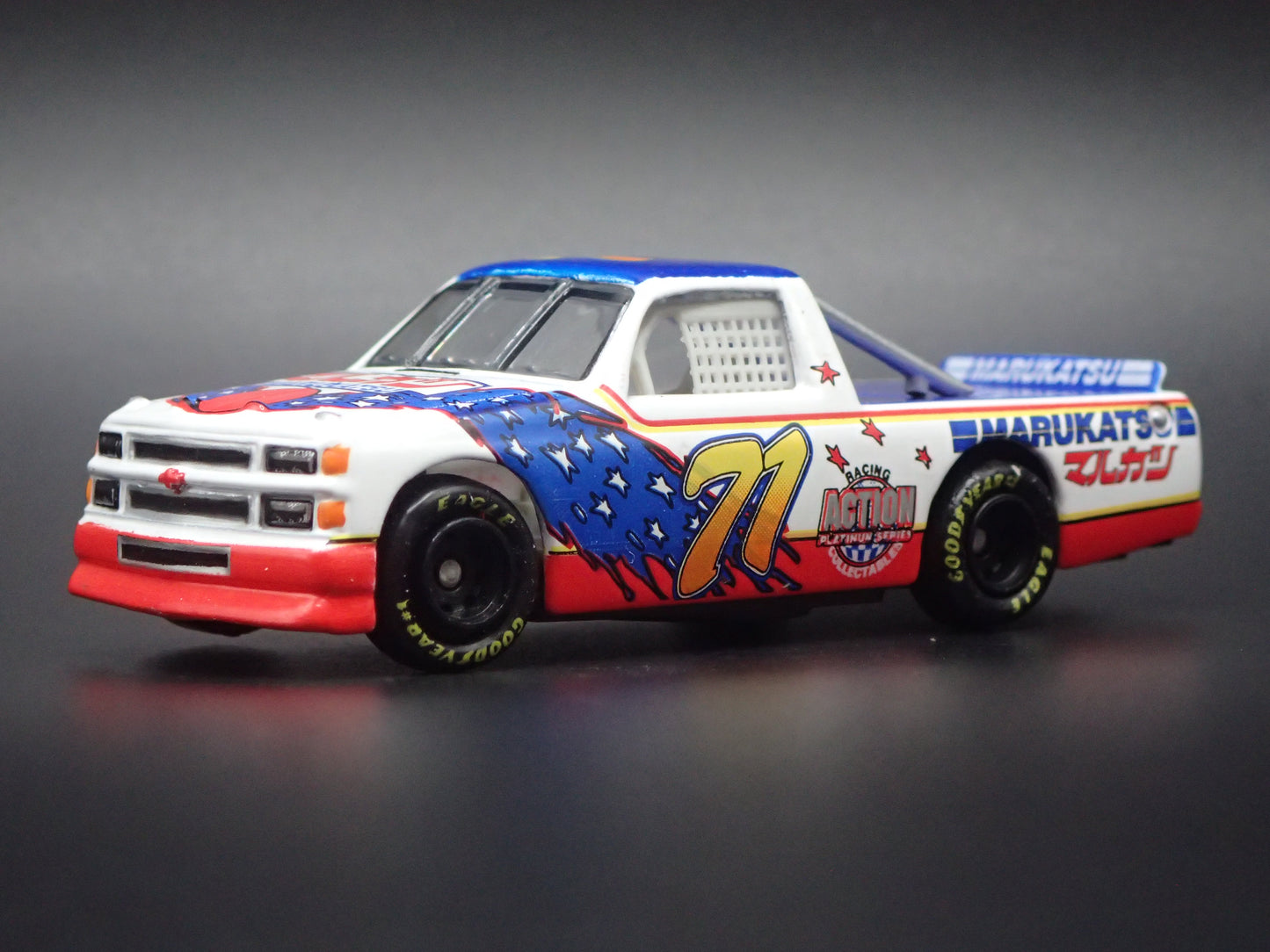 1995 CHEVY SILVERADO #71 KENJI MOMOTA ACTION NASCAR TRUCK 1:64 SCALE DIECAST CAR