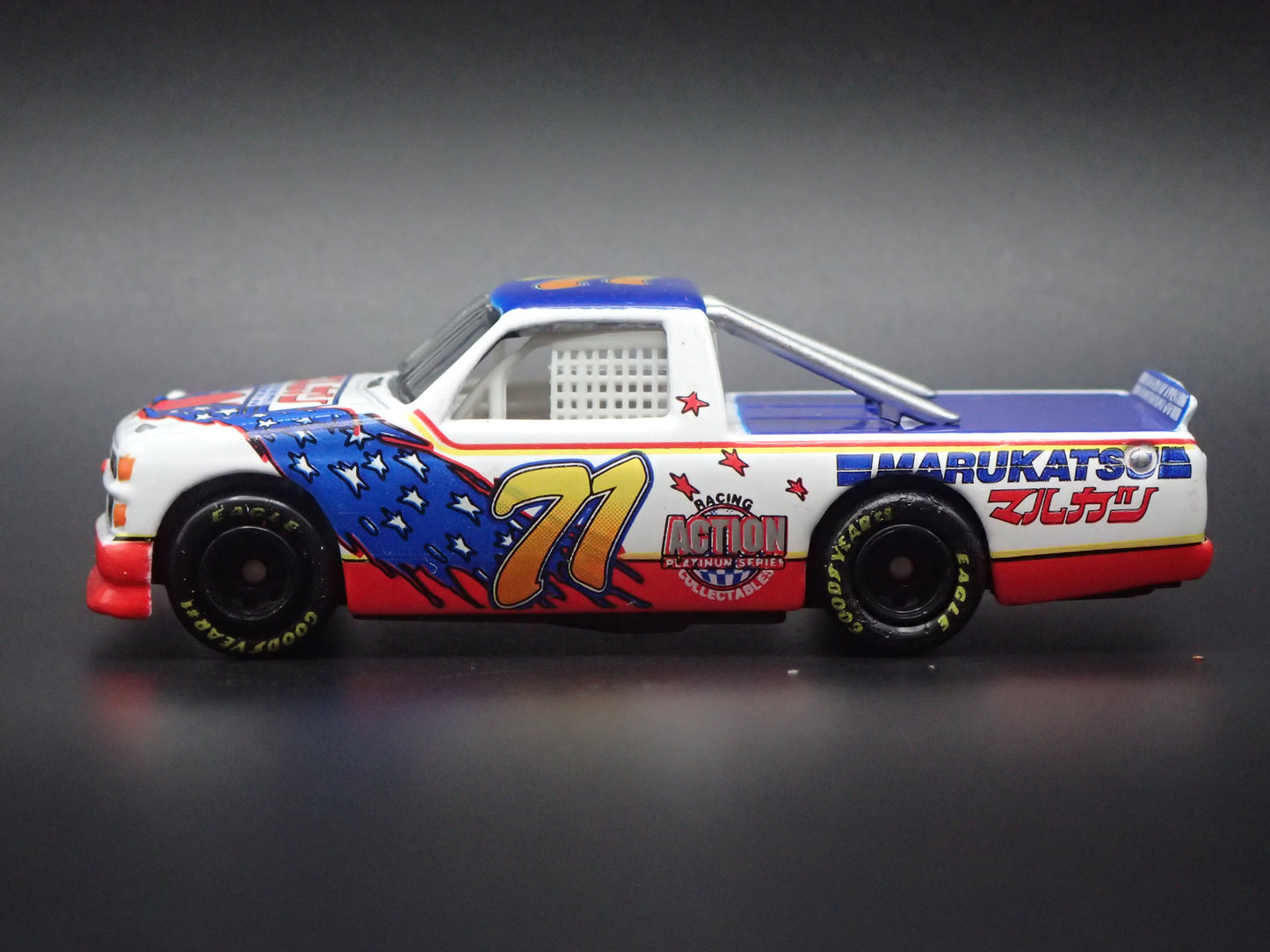 1995 CHEVY SILVERADO #71 KENJI MOMOTA ACTION NASCAR TRUCK 1:64 SCALE DIECAST CAR