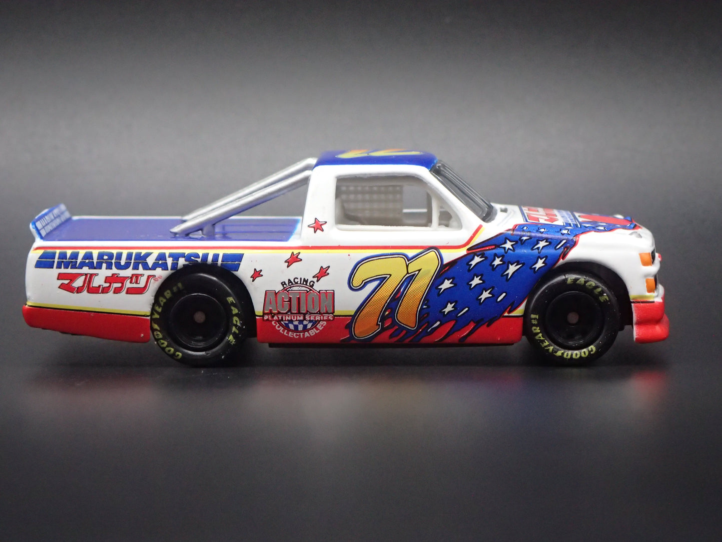 1995 CHEVY SILVERADO #71 KENJI MOMOTA ACTION NASCAR TRUCK 1:64 SCALE DIECAST CAR