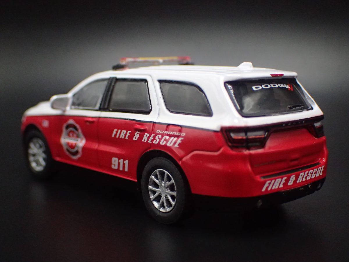 2018-2025 DODGE DURANGO FIRE RESCUE PURSUIT 1:64 SCALE DIORAMA DIECAST MODEL CAR