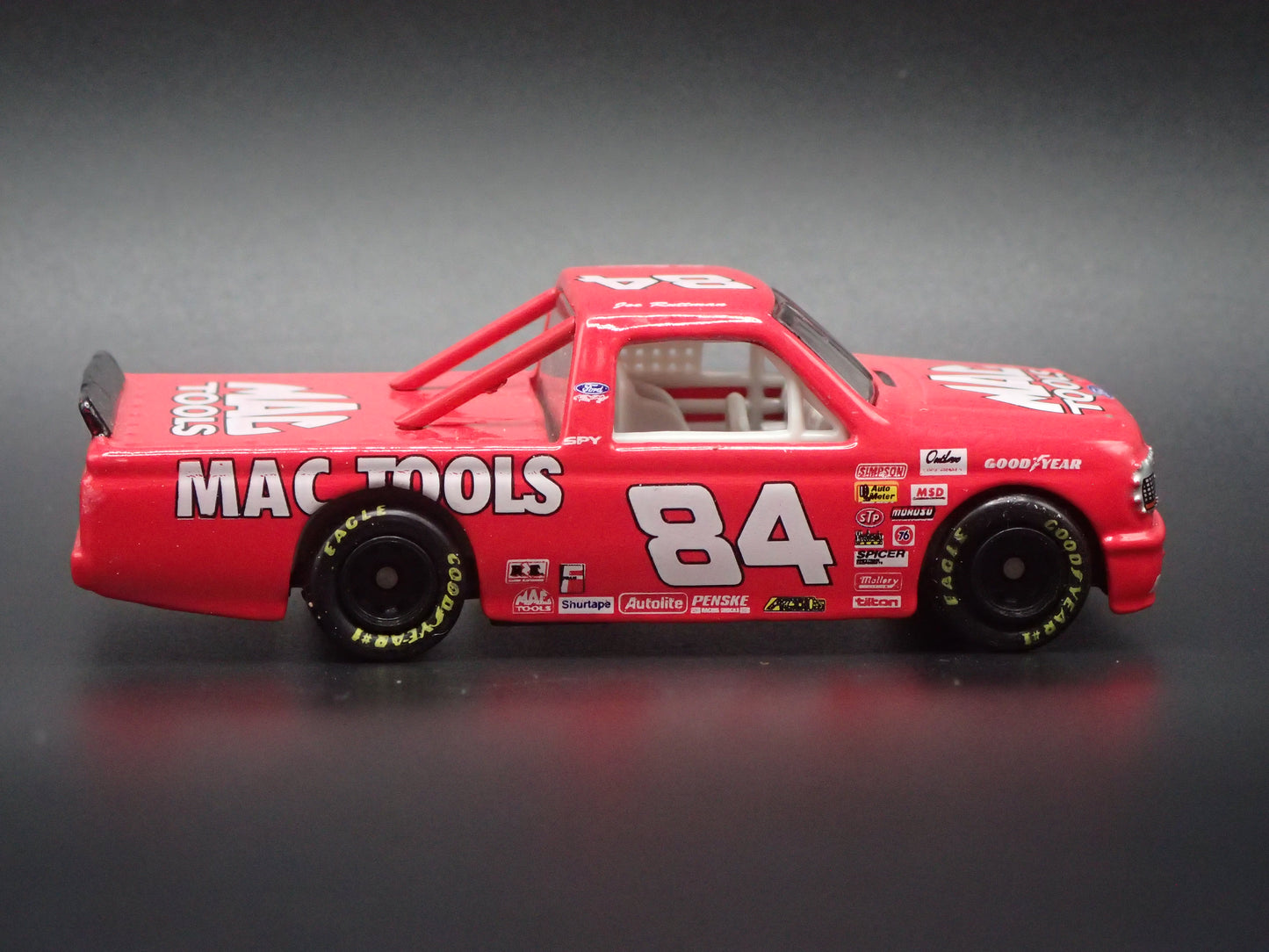 1995 95 FORD F150 #84 JOE RUTTMAN MAC TOOLS NASCAR TRUCK 1:64 DIECAST CAR
