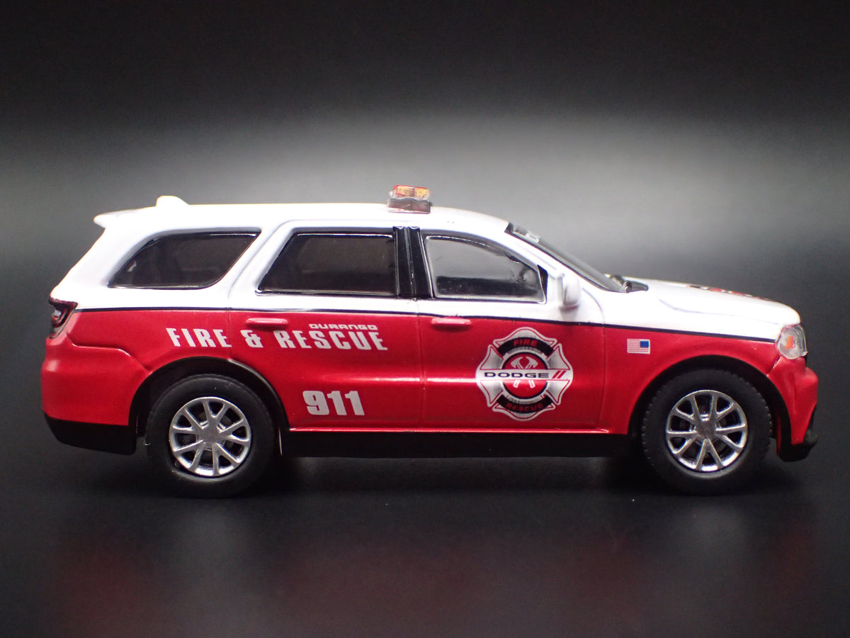 2018-2025 DODGE DURANGO FIRE RESCUE PURSUIT 1:64 SCALE DIORAMA DIECAST MODEL CAR