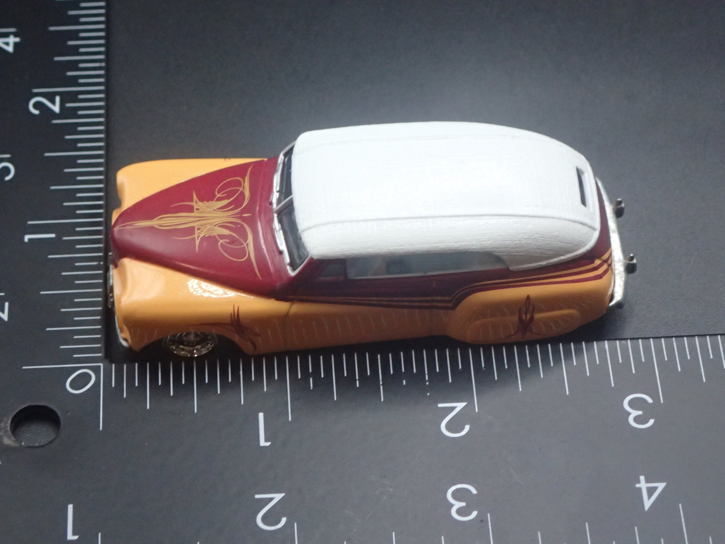 1941 41 PHAETON GEORGE BARRIS CUSTOM YELLOW 1/64 SCALE DIECAST MODEL CAR
