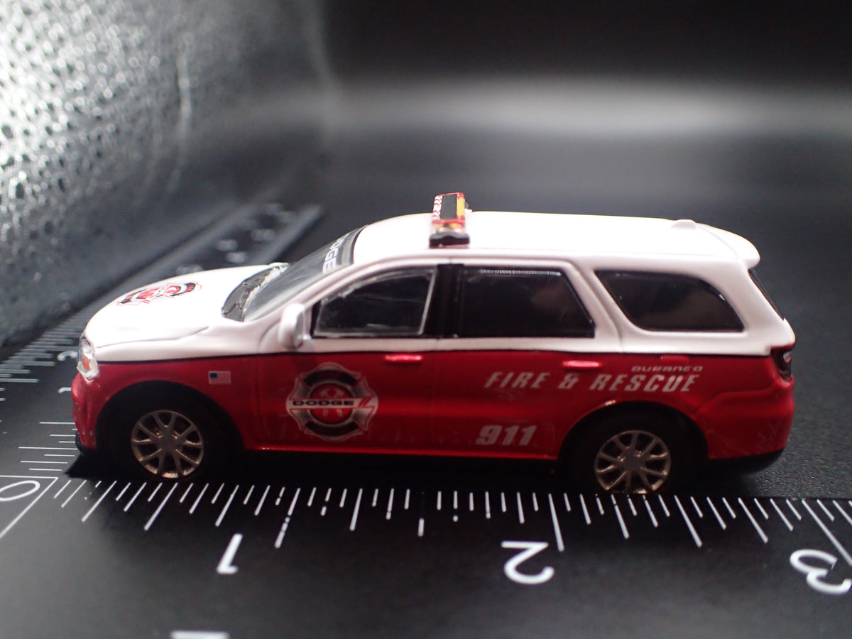 2018-2025 DODGE DURANGO FIRE RESCUE PURSUIT 1:64 SCALE DIORAMA DIECAST MODEL CAR
