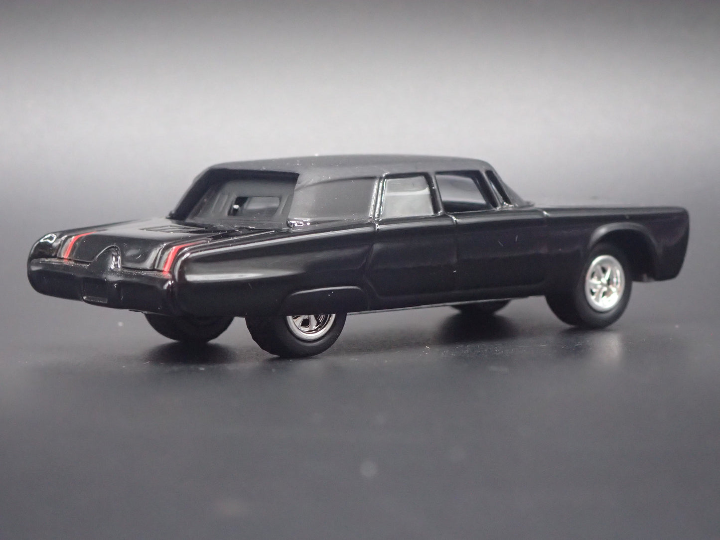 1966 66 CHRSYLER IMPERIAL GREEN HORNET BLACK BEAUTY 1/64 SCALE DIECAST MODEL CAR
