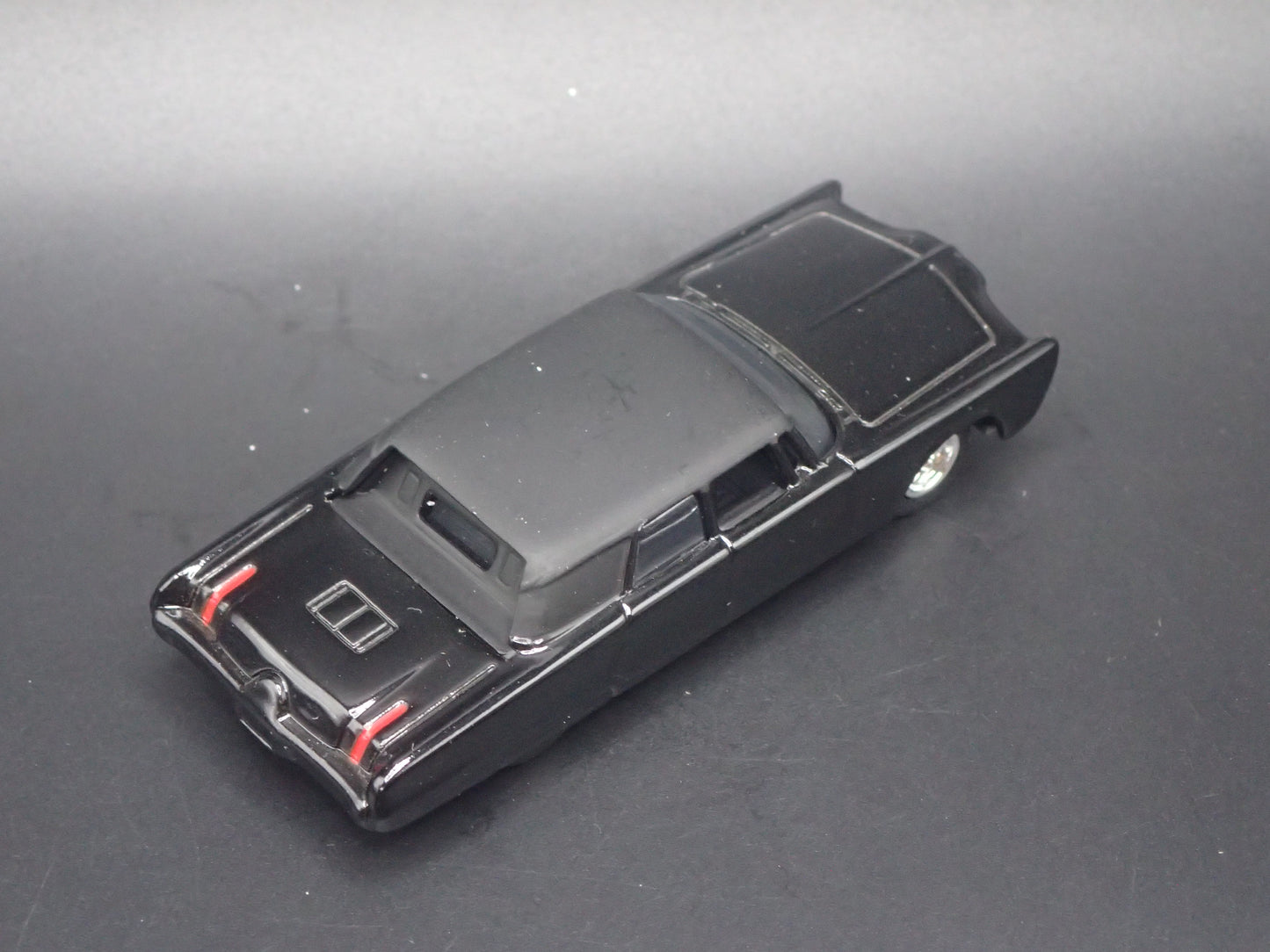 1966 66 CHRSYLER IMPERIAL GREEN HORNET BLACK BEAUTY 1/64 SCALE DIECAST MODEL CAR