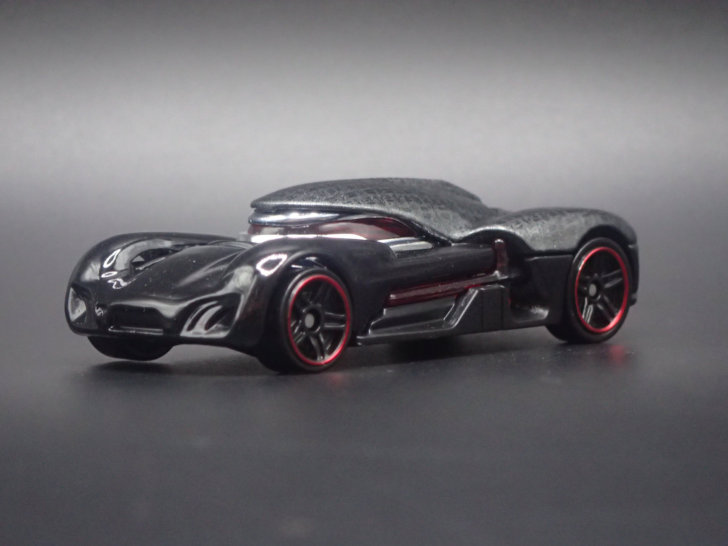 KYLO REN STAR WARS  1/64 SCALE COLLECTIBLE DIORAMA DIECAST MODEL CAR