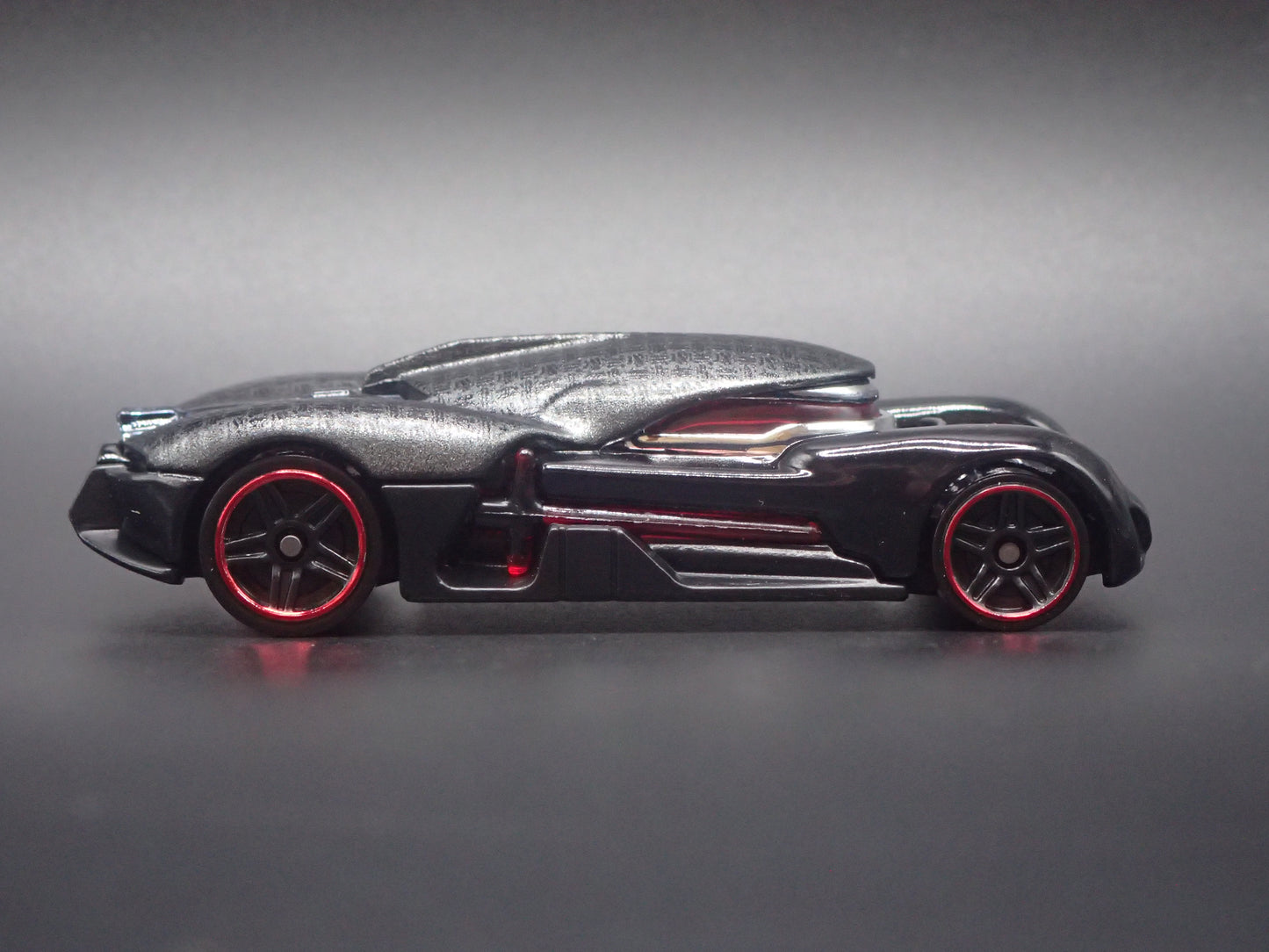 KYLO REN STAR WARS  1/64 SCALE COLLECTIBLE DIORAMA DIECAST MODEL CAR