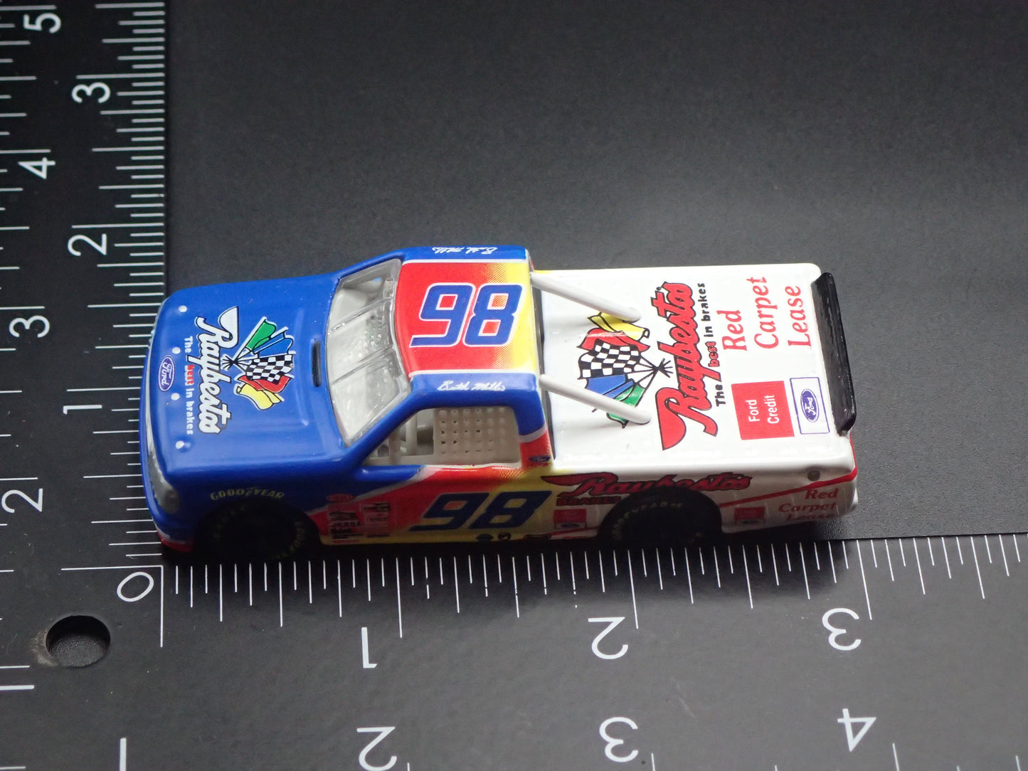1995 95 FORD F150 #98 BUTCH MILLER RAYBESTOS NASCAR TRUCK 1:64 DIECAST CAR