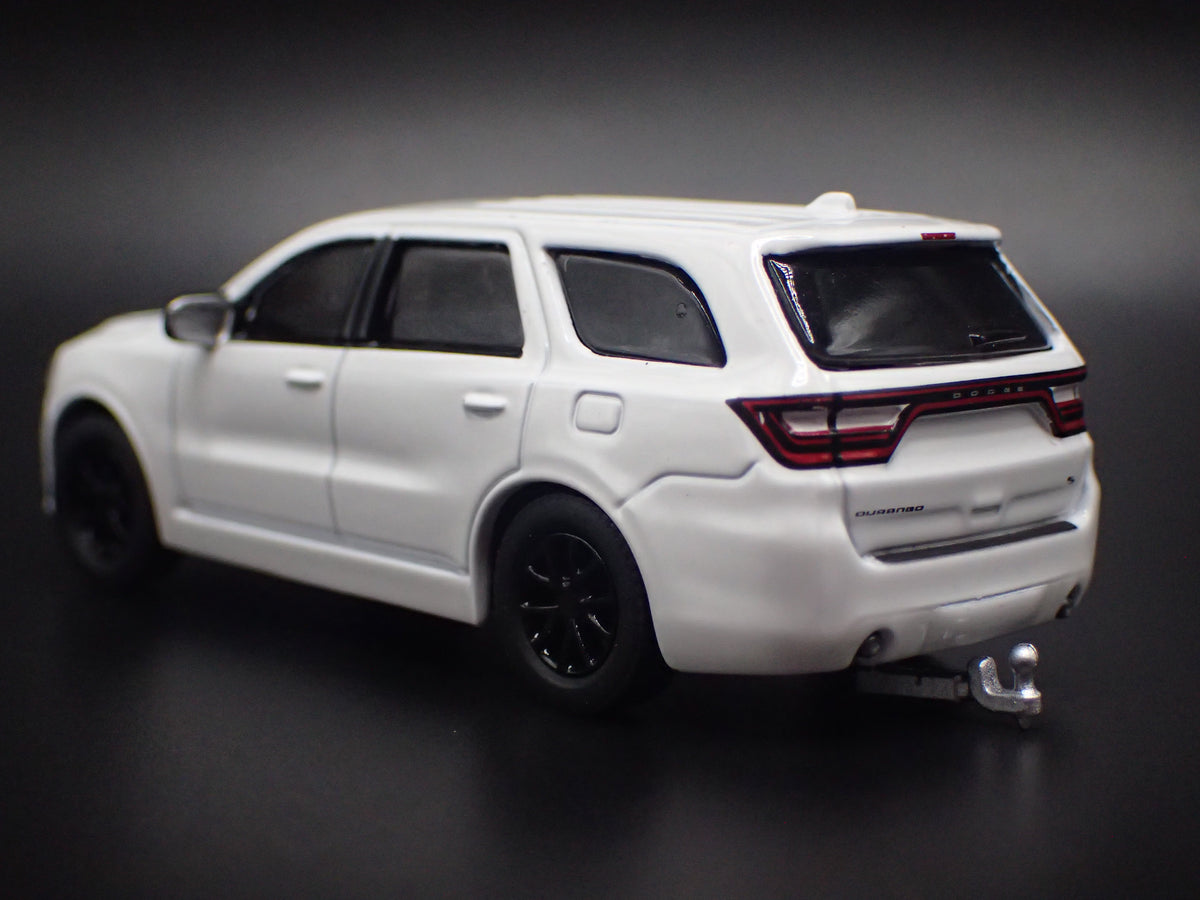 2018-2025 DODGE DURANGO WHITE w HITCH 1:64 SCALE DIORAMA DIECAST MODEL CAR