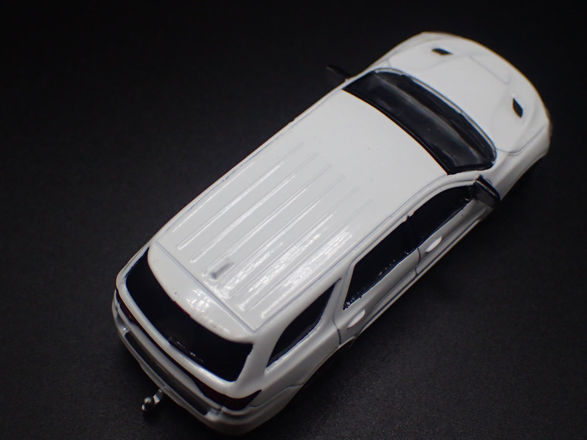 2018-2025 DODGE DURANGO WHITE w HITCH 1:64 SCALE DIORAMA DIECAST MODEL CAR
