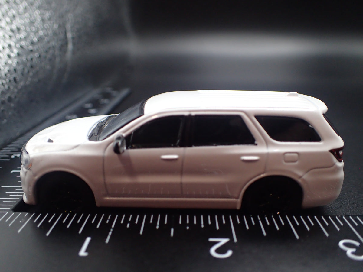 2018-2025 DODGE DURANGO WHITE w HITCH 1:64 SCALE DIORAMA DIECAST MODEL CAR