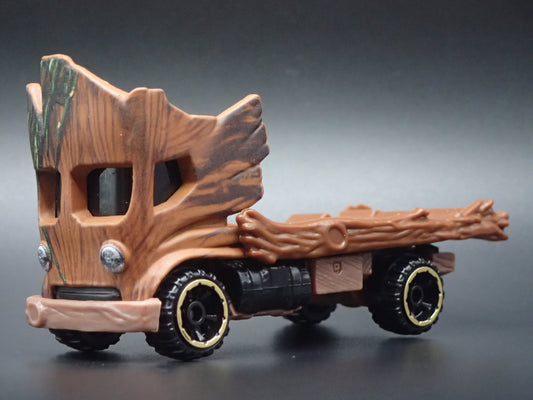 GROOT MARVEL CHARACTER CARS 1/64 SCALE DIORAMA DIECAST MODEL CAR