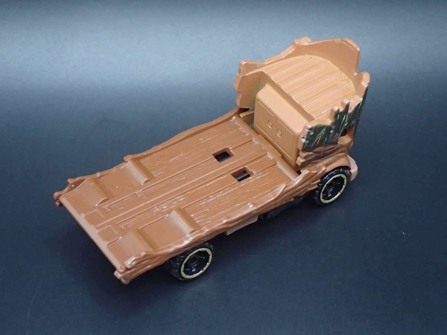 GROOT MARVEL CHARACTER CARS 1/64 SCALE DIORAMA DIECAST MODEL CAR