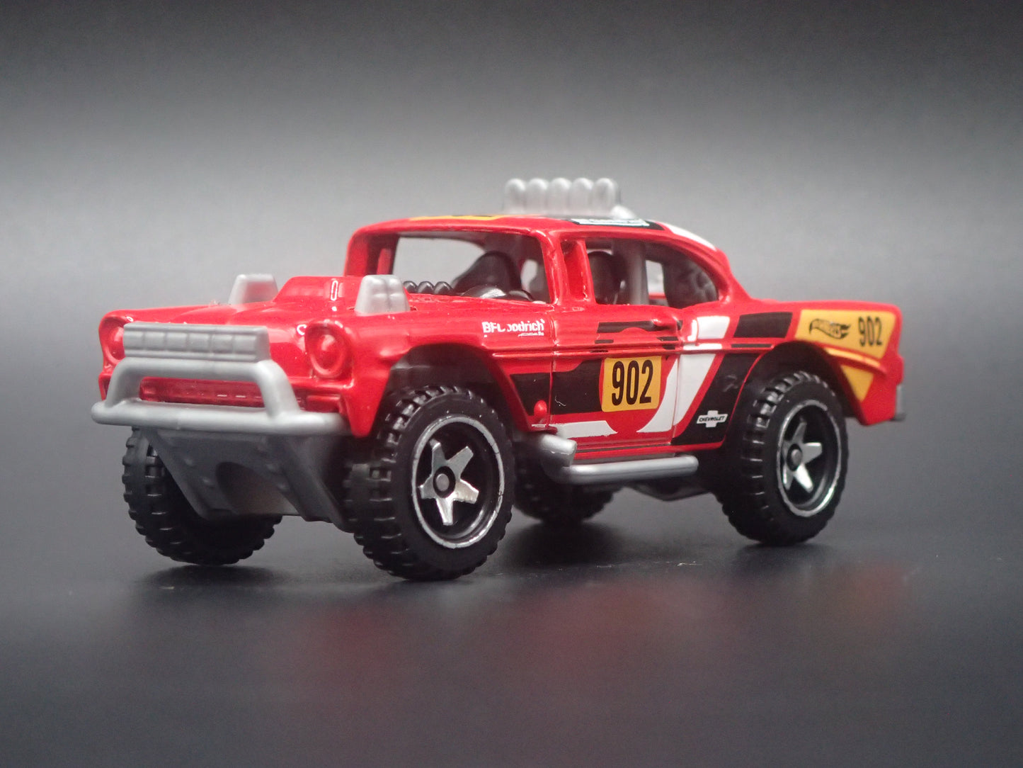 1956 56 CHEVY CHEVROLET BEL AIR OFF ROAD RACE CAR 1:64 SCALE DIECAST MODEL CAR
