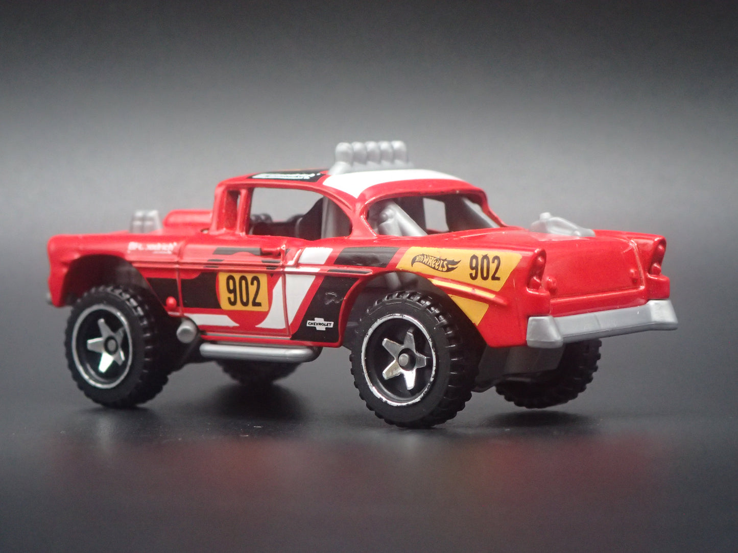 1956 56 CHEVY CHEVROLET BEL AIR OFF ROAD RACE CAR 1:64 SCALE DIECAST MODEL CAR