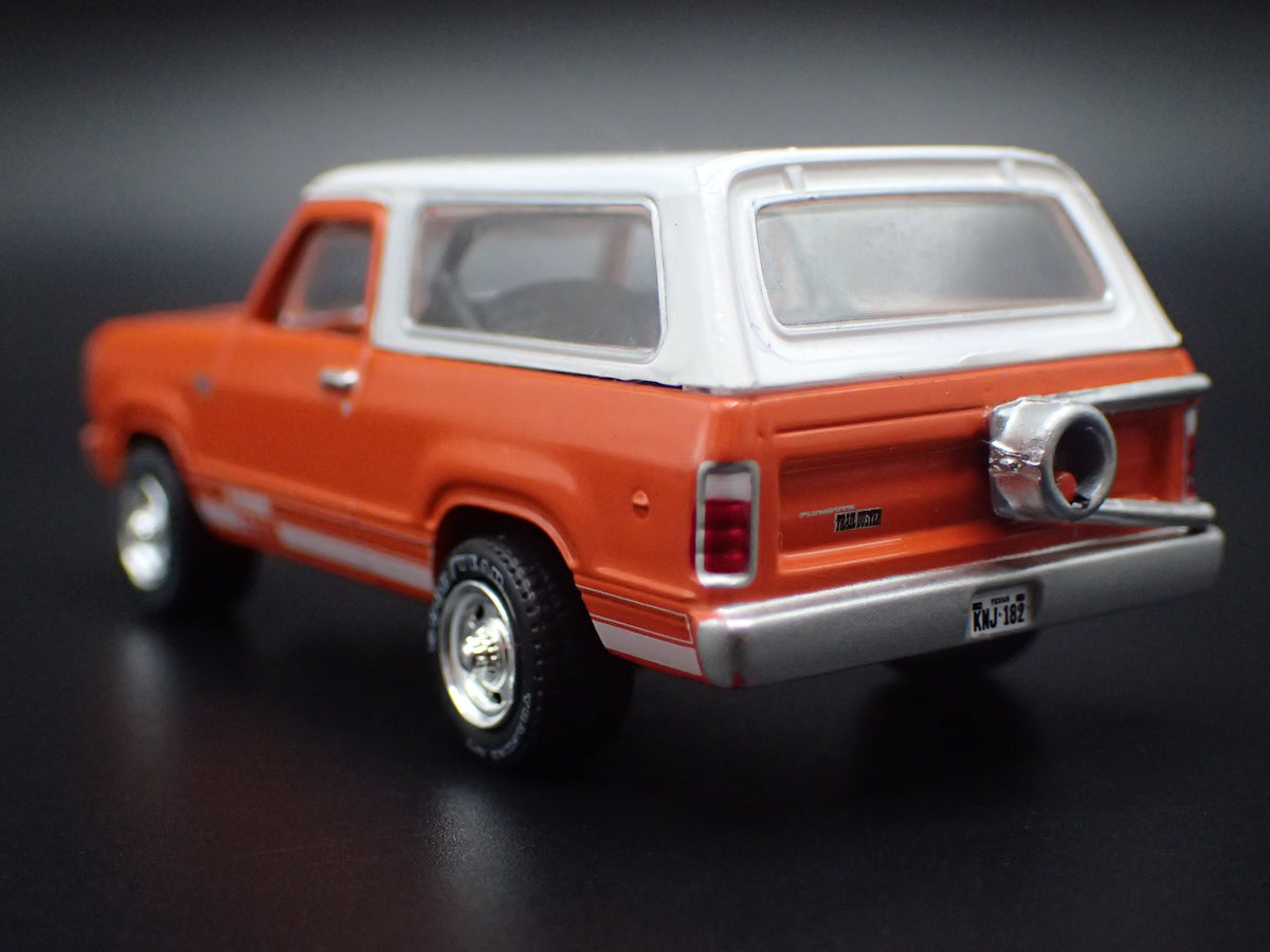 1978 78 PLYMOUTH TRAIL DUSTER SUV 4X4 1/64 SCALE COLLECTIBLE DIECAST MODEL CAR