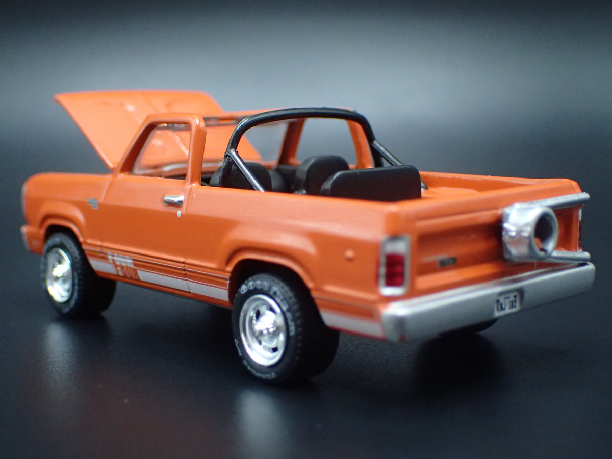 1978 78 PLYMOUTH TRAIL DUSTER SUV 4X4 1/64 SCALE COLLECTIBLE DIECAST MODEL CAR