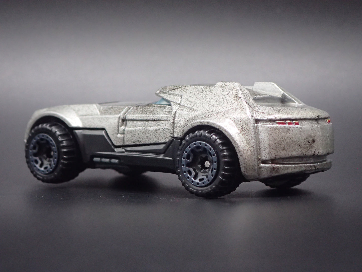 ARMORED BATMAN DC COMICS CHARACTER CARS 1:64 SCALE DIORAMA DIECAST MODEL CAR