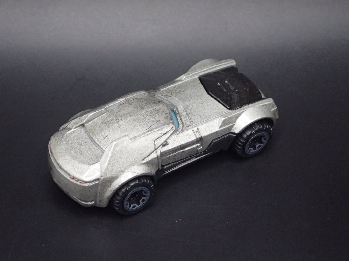 ARMORED BATMAN DC COMICS CHARACTER CARS 1:64 SCALE DIORAMA DIECAST MODEL CAR