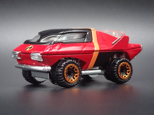 MR INCREDIBLE DC COMICS CHARACTER CARS 1:64 SCALE DIORAMA DIECAST MODEL CAR