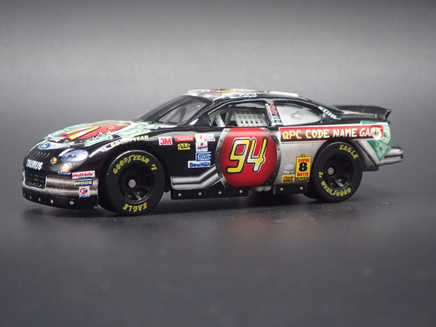 1999 99 FORD TAURUS 94 BILL ELLIOTT NASCAR 1/64 SCALE DIECAST MODEL CAR