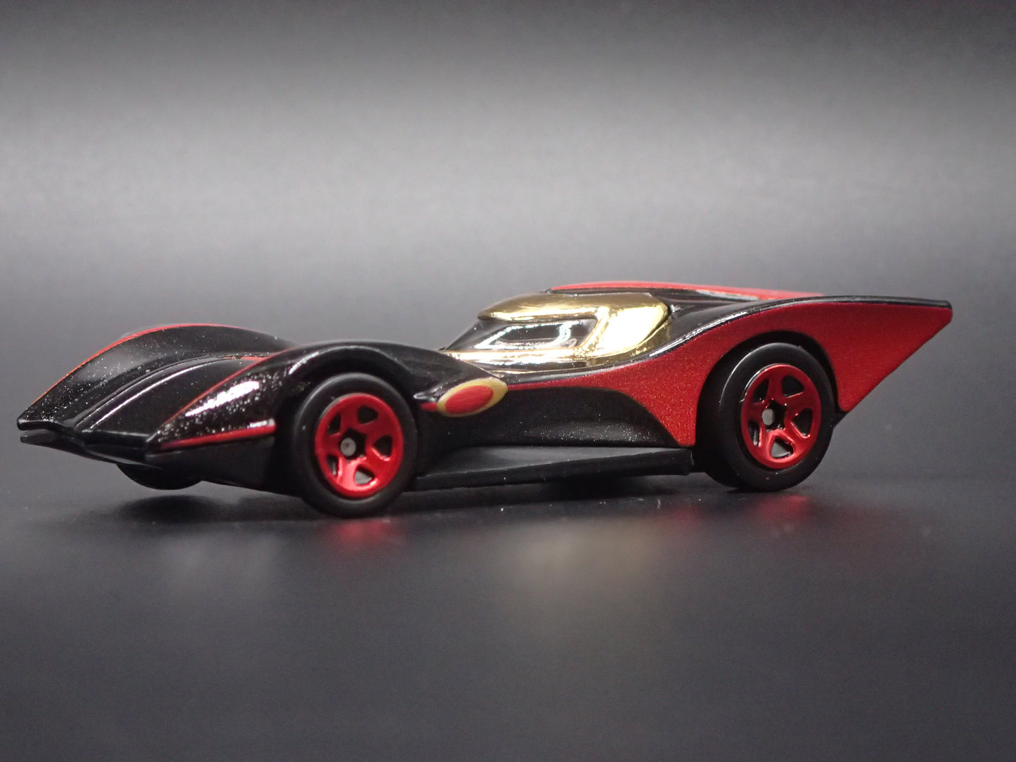 JAFAR DISNEY CHARACTER CARS 1:64 SCALE DIORAMA DIECAST MODEL CAR